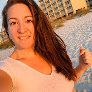 Meet your Posher, Angela